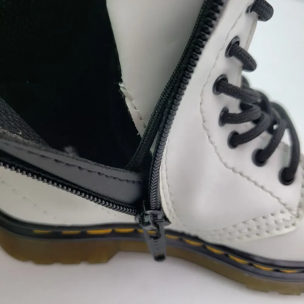 Dr Doc Martens 1460T Toddler Girls Size 8 White Leather Lace Up Combat Boots